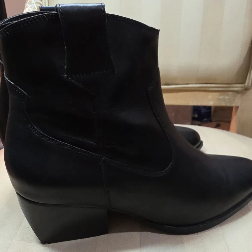SEYCHELLES BLACK LEATHER UNDER THE STARS WESTERN BOOTIE BOOTS SIZE 8 - Picture 8 of 15
